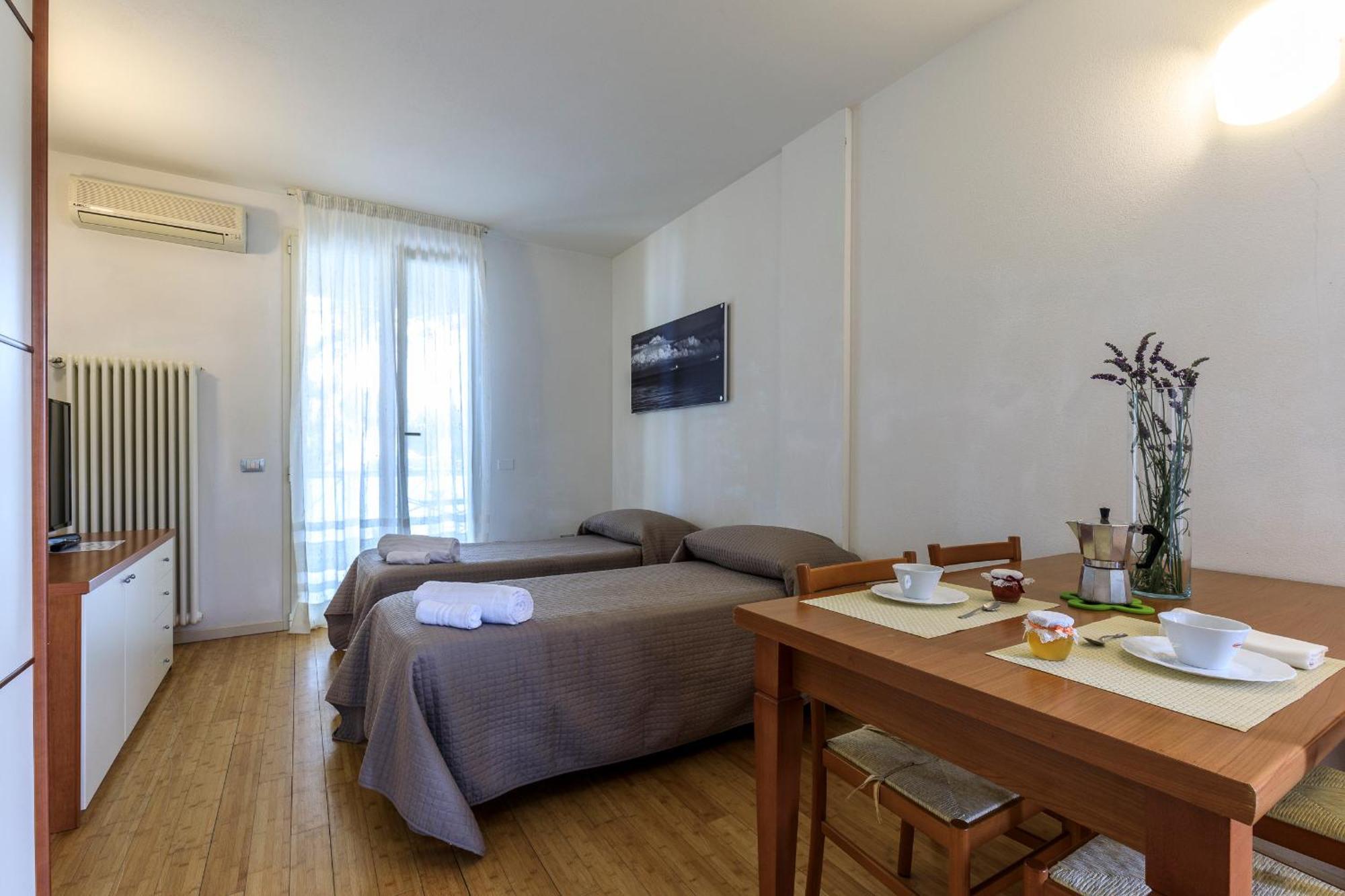 Aparthotel Rivaverde 2*